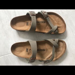 NIB Mayari Birkenstock Sandals